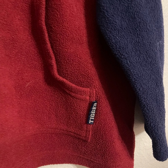 ❤️Vintage Winnie The Pooh Varsity Hoodie❤️ - Picture 2 of 7